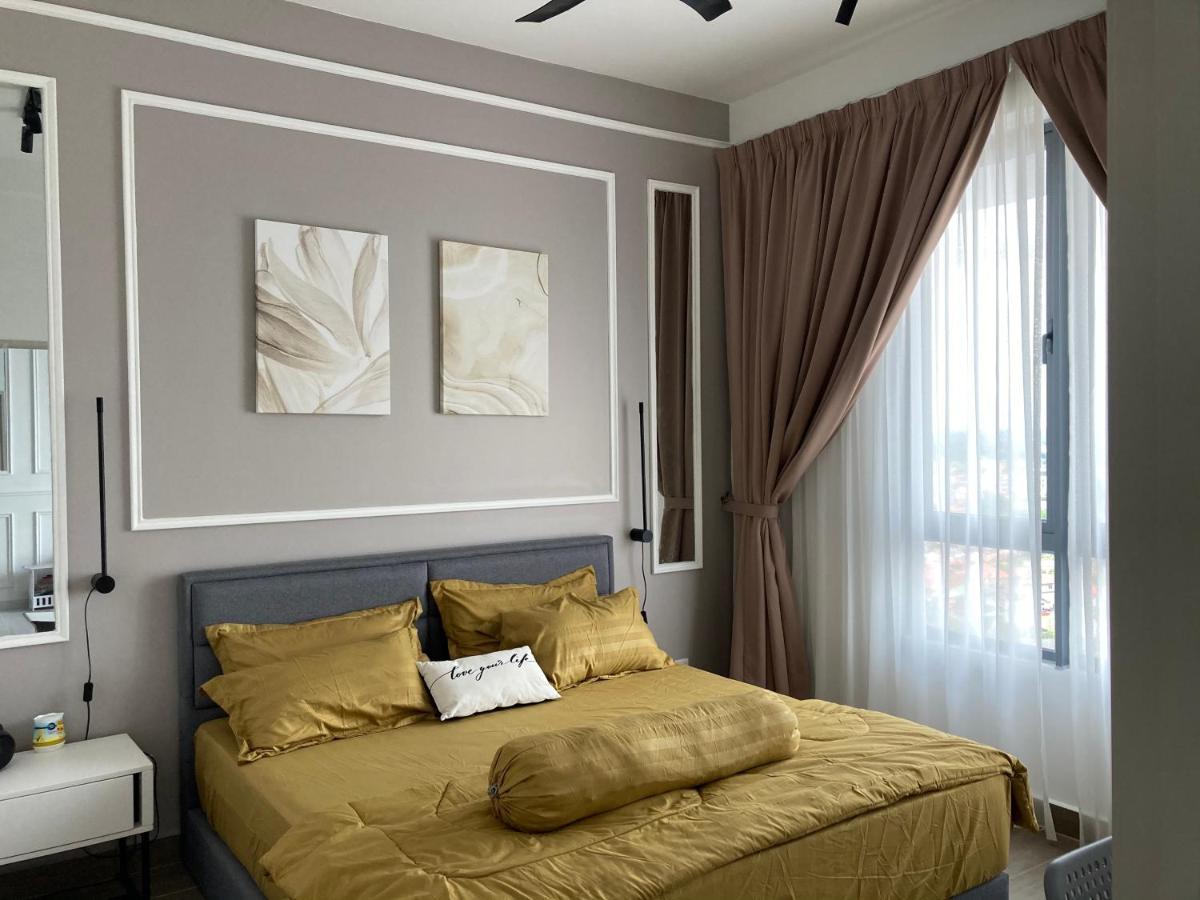 Free Netflix! Zas Suite At Troika Residence, Kb Kota Bharu Exterior photo